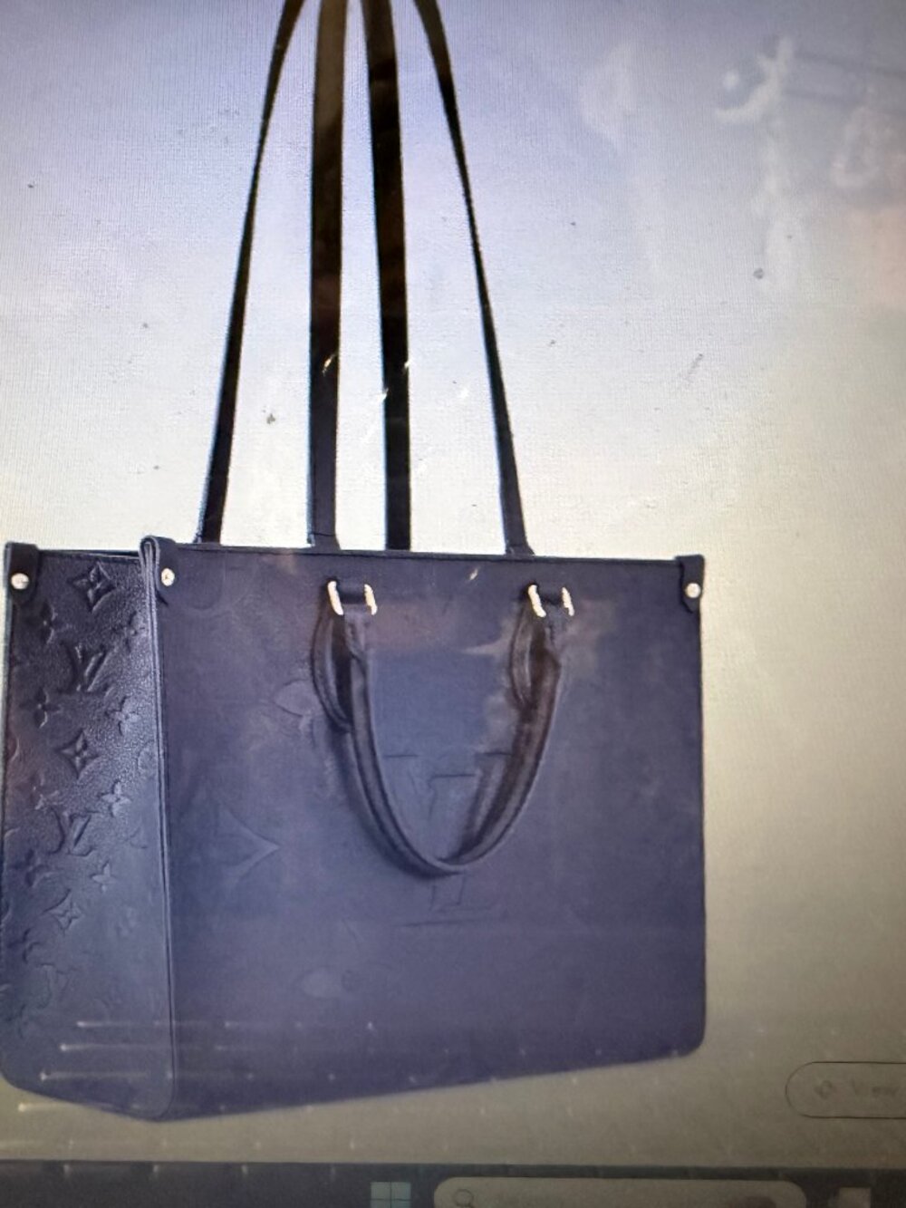 STUNNING NEW FASHION TOTE-Top Quality Leather with DUAL STRAPS (MM Size)! - Picture 9 of 13